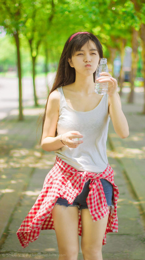 《【电竞衍生品】周边市场火热,限量皮肤引爆收藏热潮》,电竞周边 网站