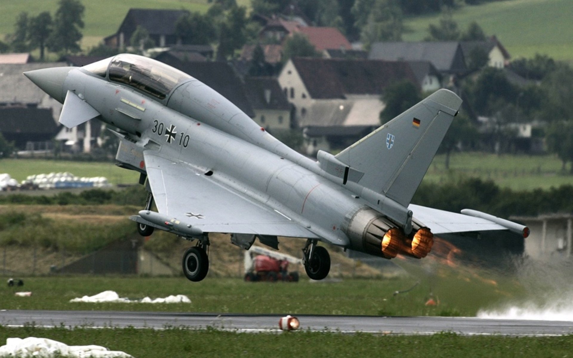 乐鱼娱乐app-青年新锐挑战老牌劲旅，机会与挑战并存，新青年新挑战